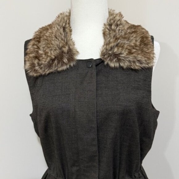 J. Jill Brown Long Vest Cinched Waist Faux Fur Collar Size M - Picture 2 of 7